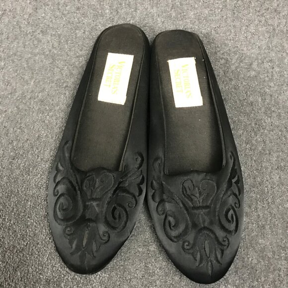 Women's Victoria's Secret Black Satin Embroidered Mules Kitten Heels Wedges 5/6 - Picture 4 of 7
